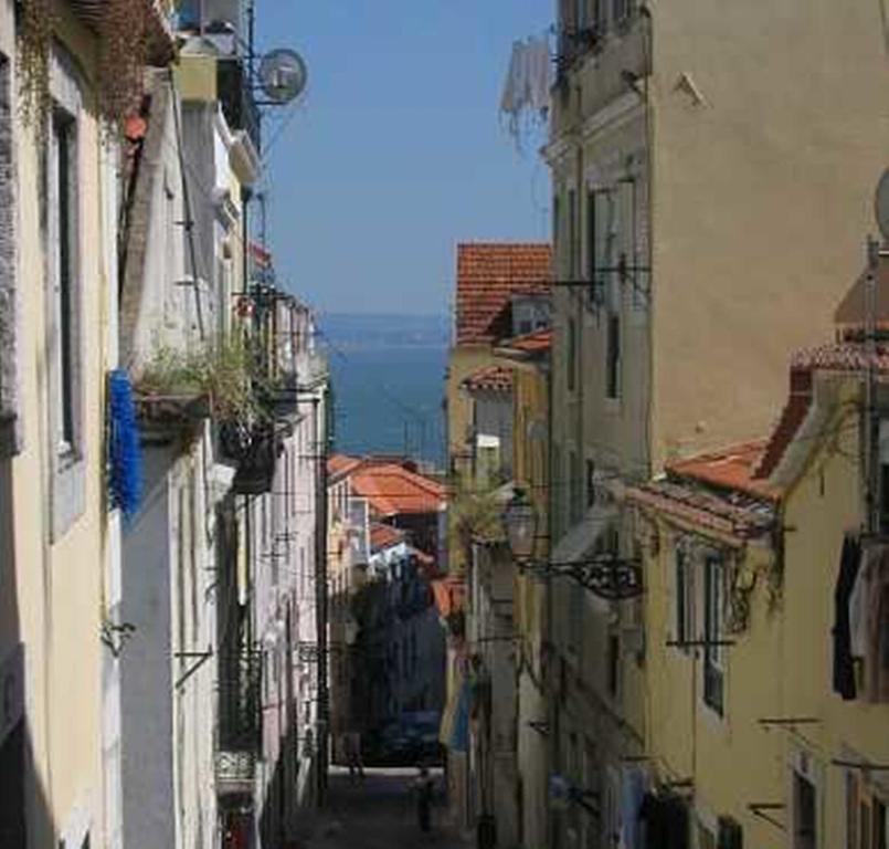 New House Design, Typical Lisbon Apartment Ruang foto